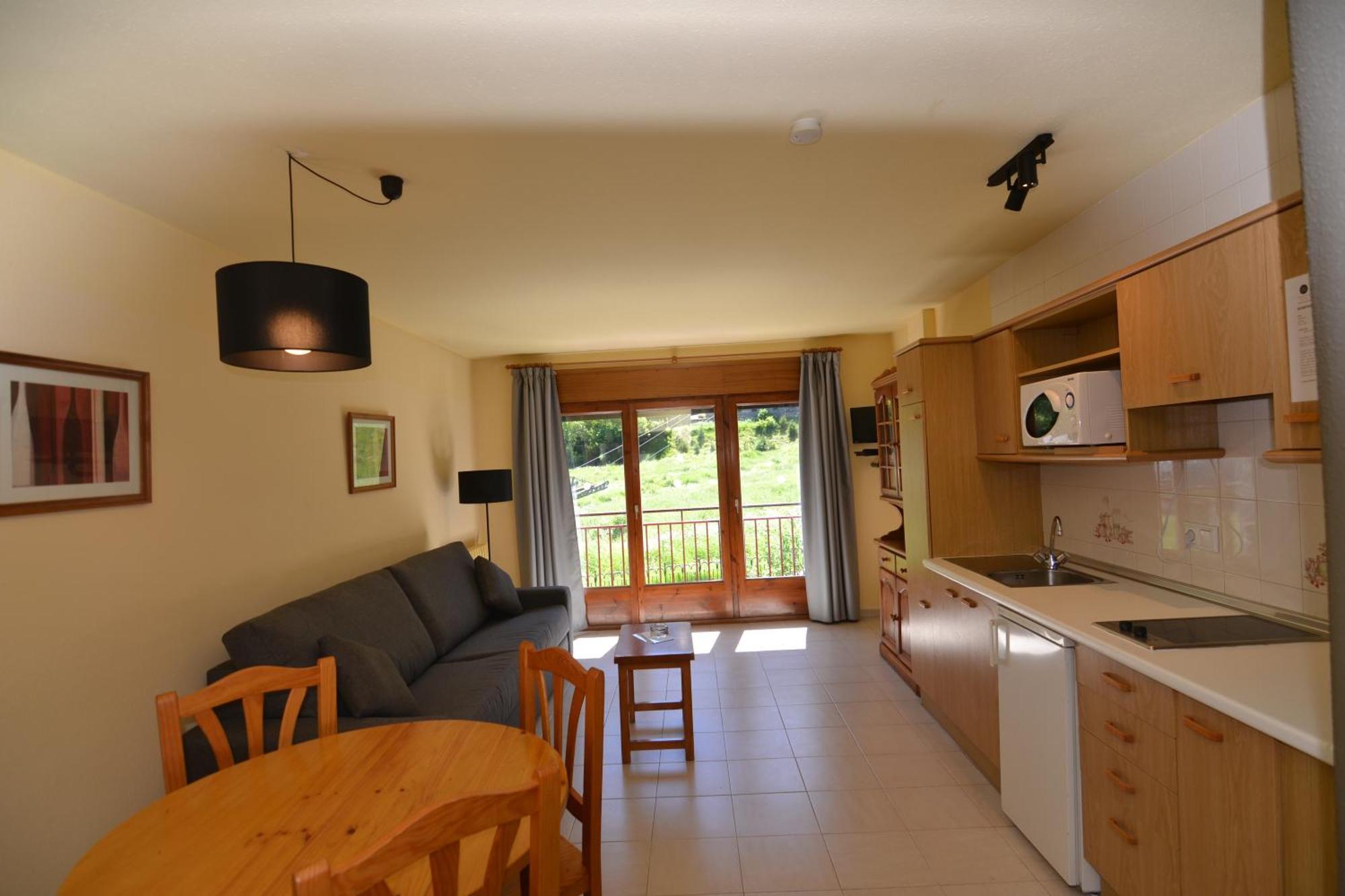Apartamentos Turisticos Poblado Arinsal Luaran gambar
