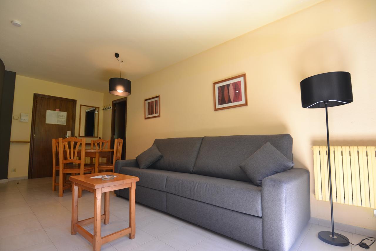 Apartamentos Turisticos Poblado Arinsal Luaran gambar