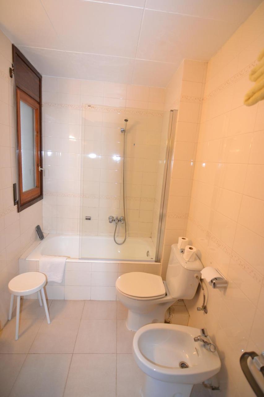 Apartamentos Turisticos Poblado Arinsal Luaran gambar