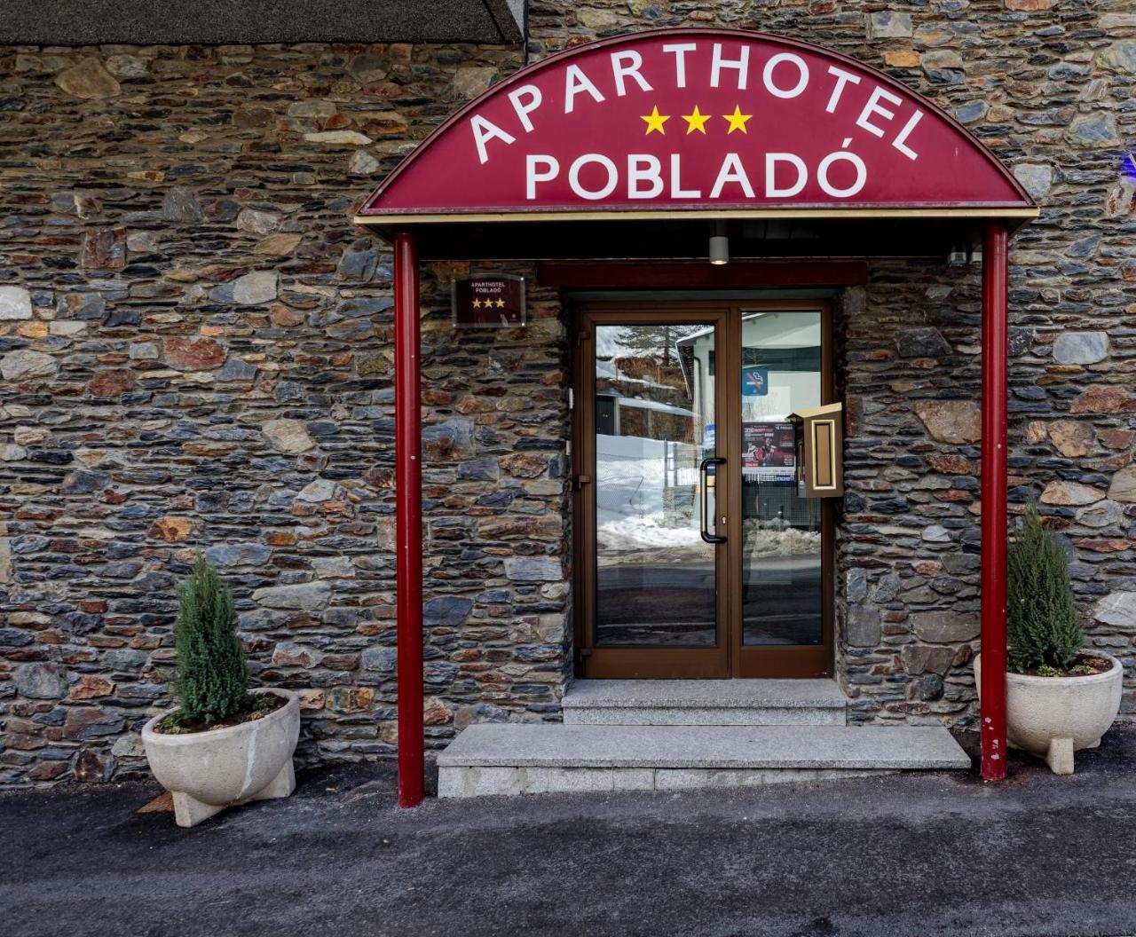 Apartamentos Turisticos Poblado Arinsal Luaran gambar