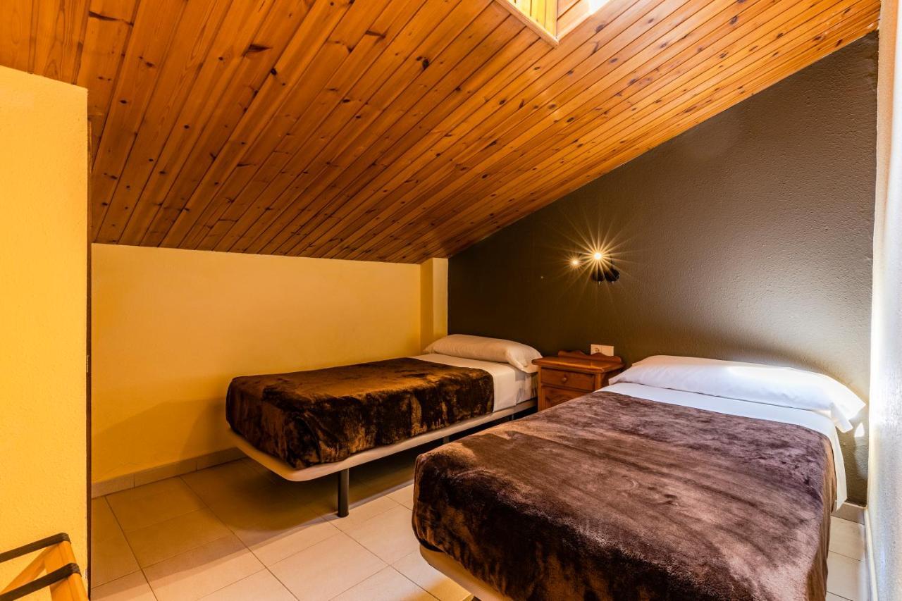Apartamentos Turisticos Poblado Arinsal Luaran gambar